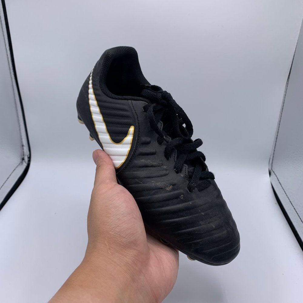 Nike Boys Soccer Cleats - Size 4Y